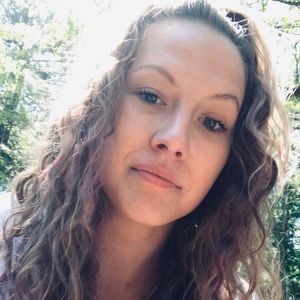 Meet your Posher, Alana